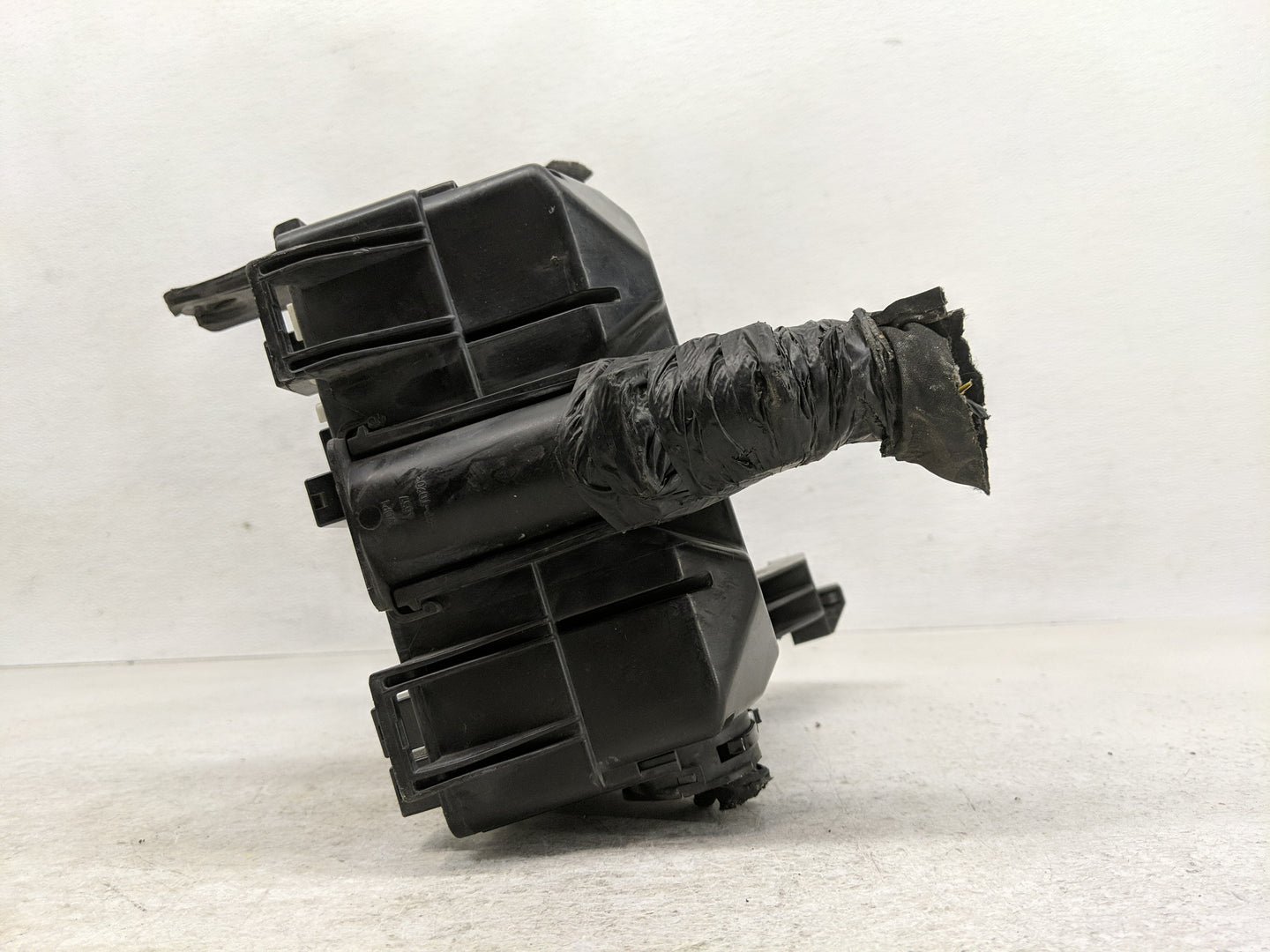 2016 Ford F-150 Fusebox Fuse Box Panel Relay Module P/N:GL3T-12A581CPB Fits OEM Used Auto Parts - Oemusedautoparts1.com