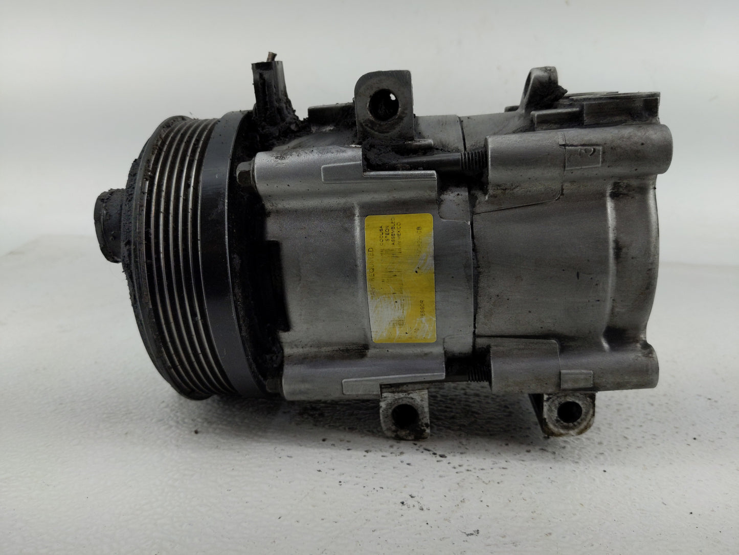 2015-2016 Ford F-150 Air Conditioning A/c Ac Compressor Oem - Oemusedautoparts1.com