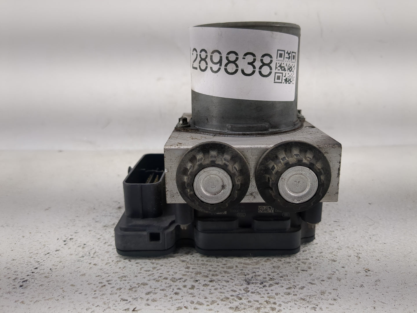 2016 Ford F-150 ABS Pump Control Module Replacement Fits OEM Used Auto Parts - Oemusedautoparts1.com