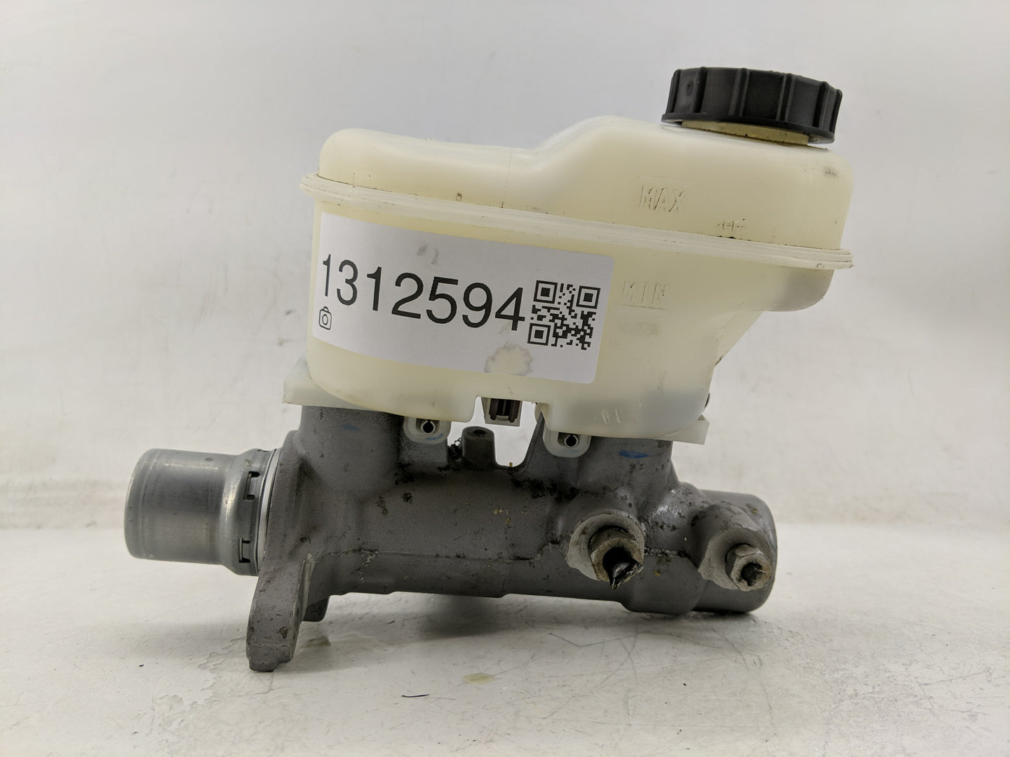 2018-2020 Ford F-150 Brake Master Cylinder - Oemusedautoparts1.com