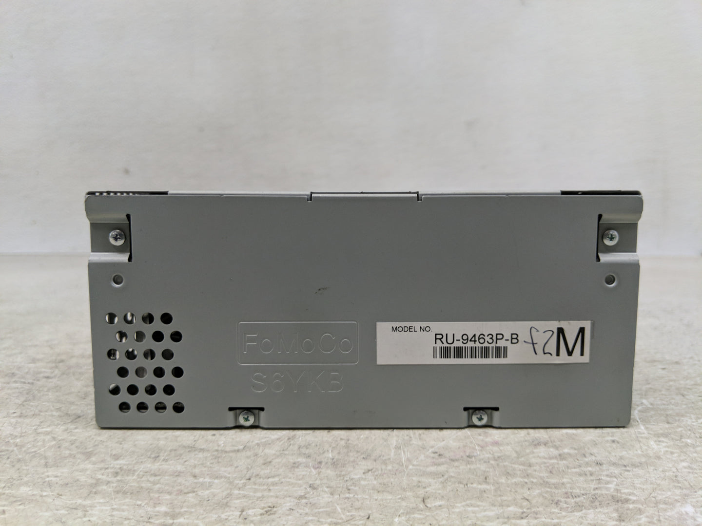 2016-2017 Ford F-150 Radio AM FM Cd Player Receiver Replacement P/N:GL3T-18D832-AA Fits Fits 2016 2017 OEM Used Auto Parts -