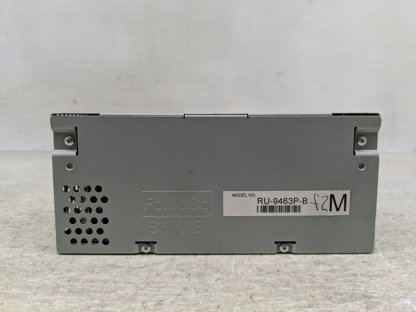 2016-2017 Ford F-150 Radio AM FM Cd Player Receiver Replacement P/N:GL3T-18D832-AA Fits Fits 2016 2017 OEM Used Auto Parts -