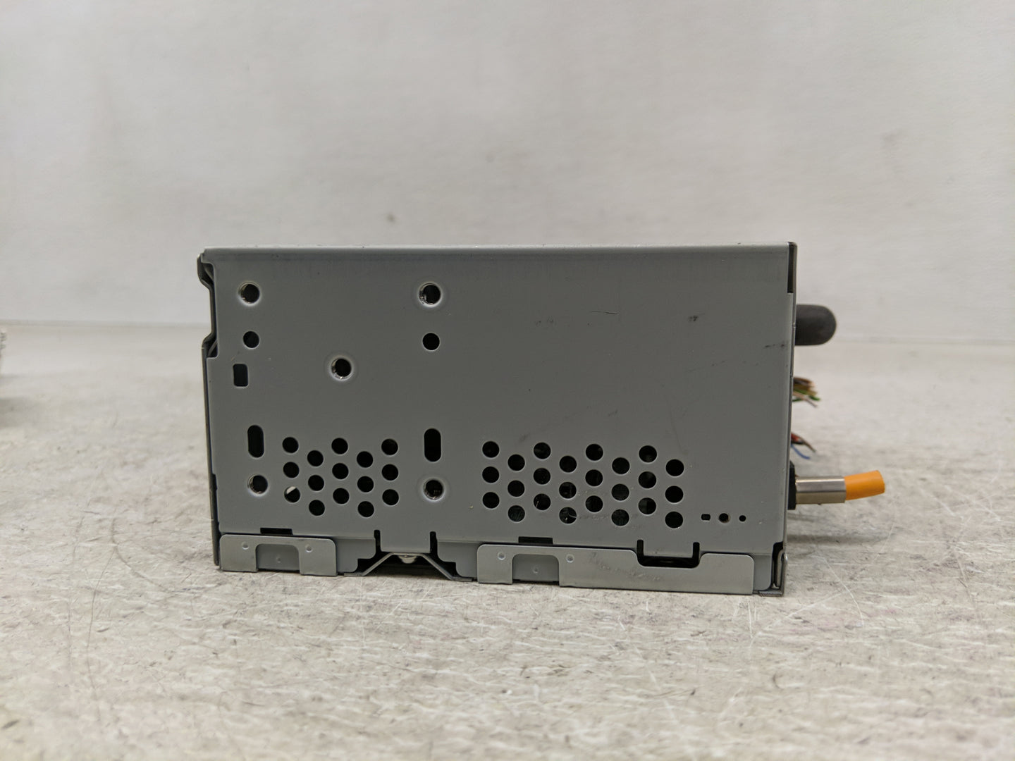 2016-2017 Ford F-150 Radio AM FM Cd Player Receiver Replacement P/N:GL3T-18D832-AA Fits Fits 2016 2017 OEM Used Auto Parts -