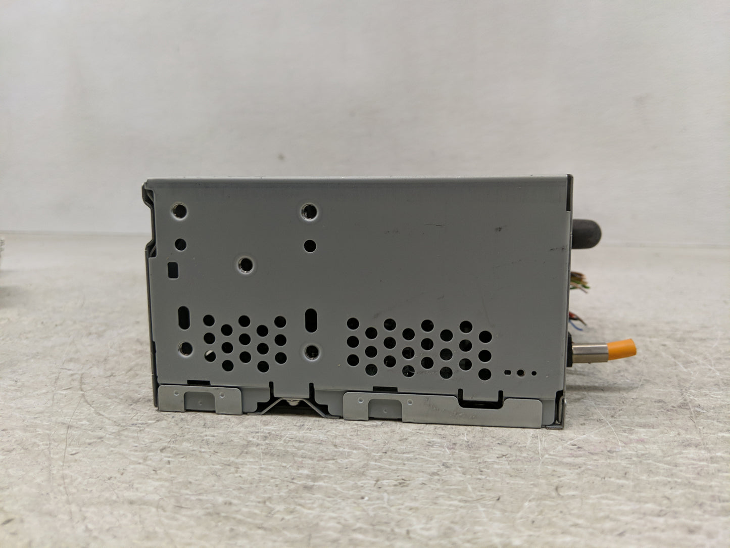 2016-2017 Ford F-150 Radio AM FM Cd Player Receiver Replacement P/N:GL3T-18D832-AA Fits Fits 2016 2017 OEM Used Auto Parts -