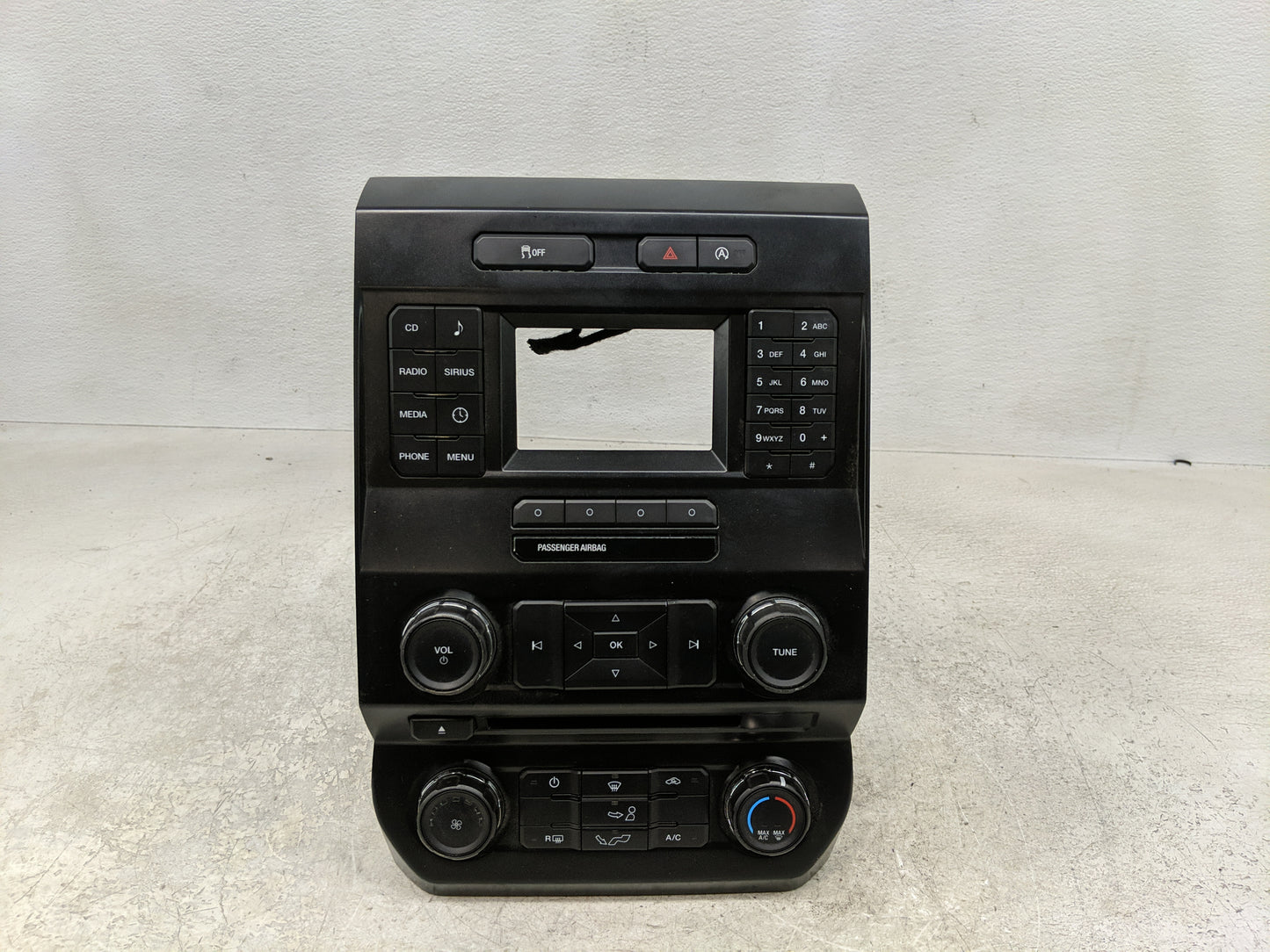 2016 Ford F-150 Radio AM FM Cd Player Receiver Replacement P/N:GL3T-18E243-BUB Fits OEM Used Auto Parts - Oemusedautoparts1.