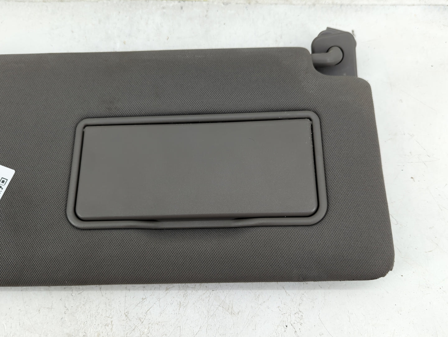 2015-2017 Ford F-150 Sun Visor Shade Replacement Passenger Right Mirror Fits Fits 2015 2016 2017 OEM Used Auto Parts - Oemus