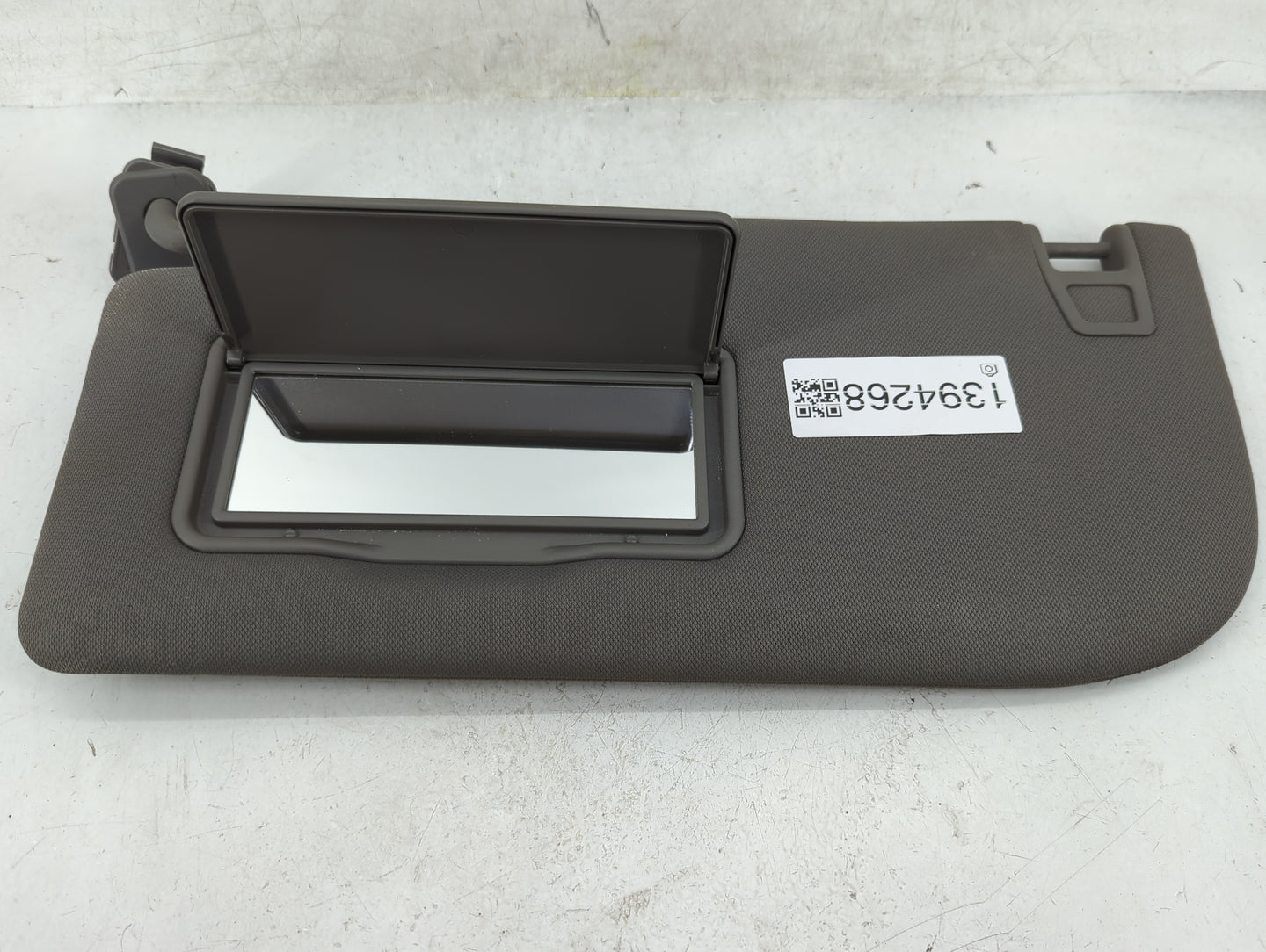 2015-2017 Ford F-150 Sun Visor Shade Replacement Driver Left Mirror Fits Fits 2015 2016 2017 OEM Used Auto Parts - Oemusedau