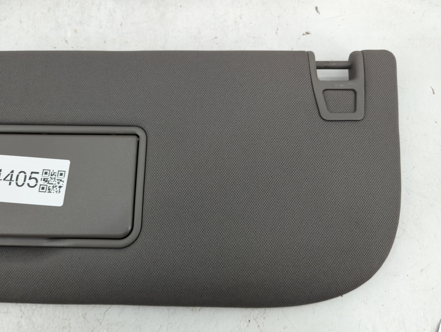 2015-2017 Ford F-150 Sun Visor Shade Replacement Driver Left Mirror Fits Fits 2015 2016 2017 OEM Used Auto Parts - Oemusedau