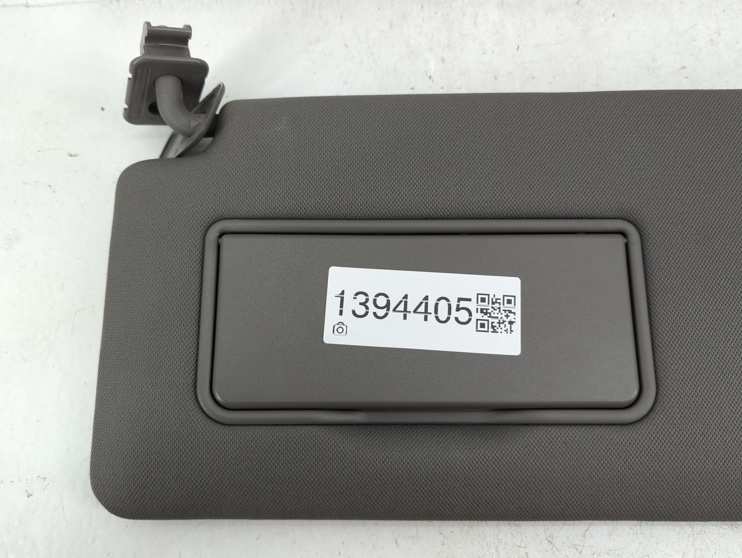 2015-2017 Ford F-150 Sun Visor Shade Replacement Driver Left Mirror Fits Fits 2015 2016 2017 OEM Used Auto Parts - Oemusedau