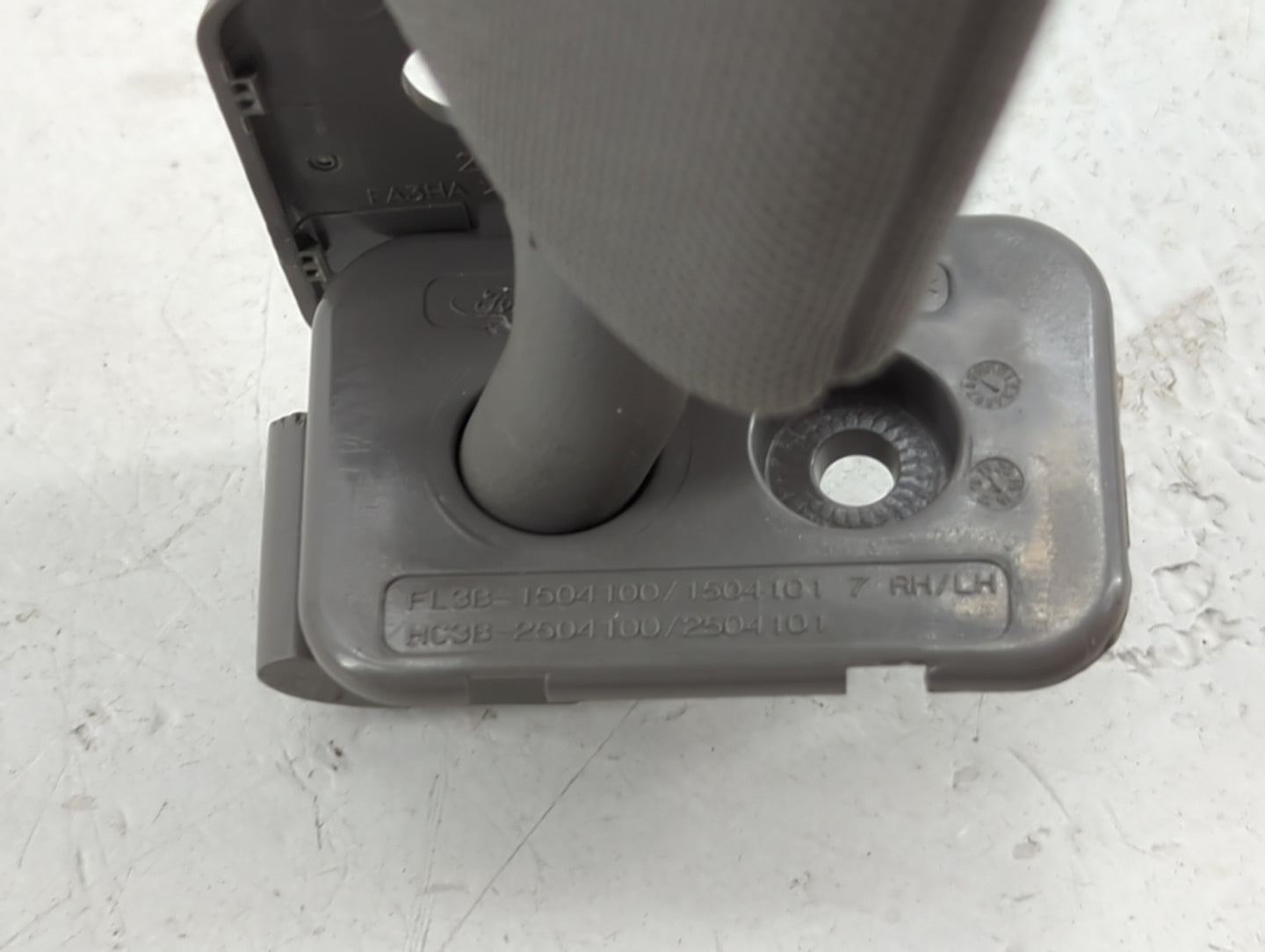 2015-2017 Ford F-150 Sun Visor Shade Replacement Driver Left Mirror Fits Fits 2015 2016 2017 OEM Used Auto Parts - Oemusedau