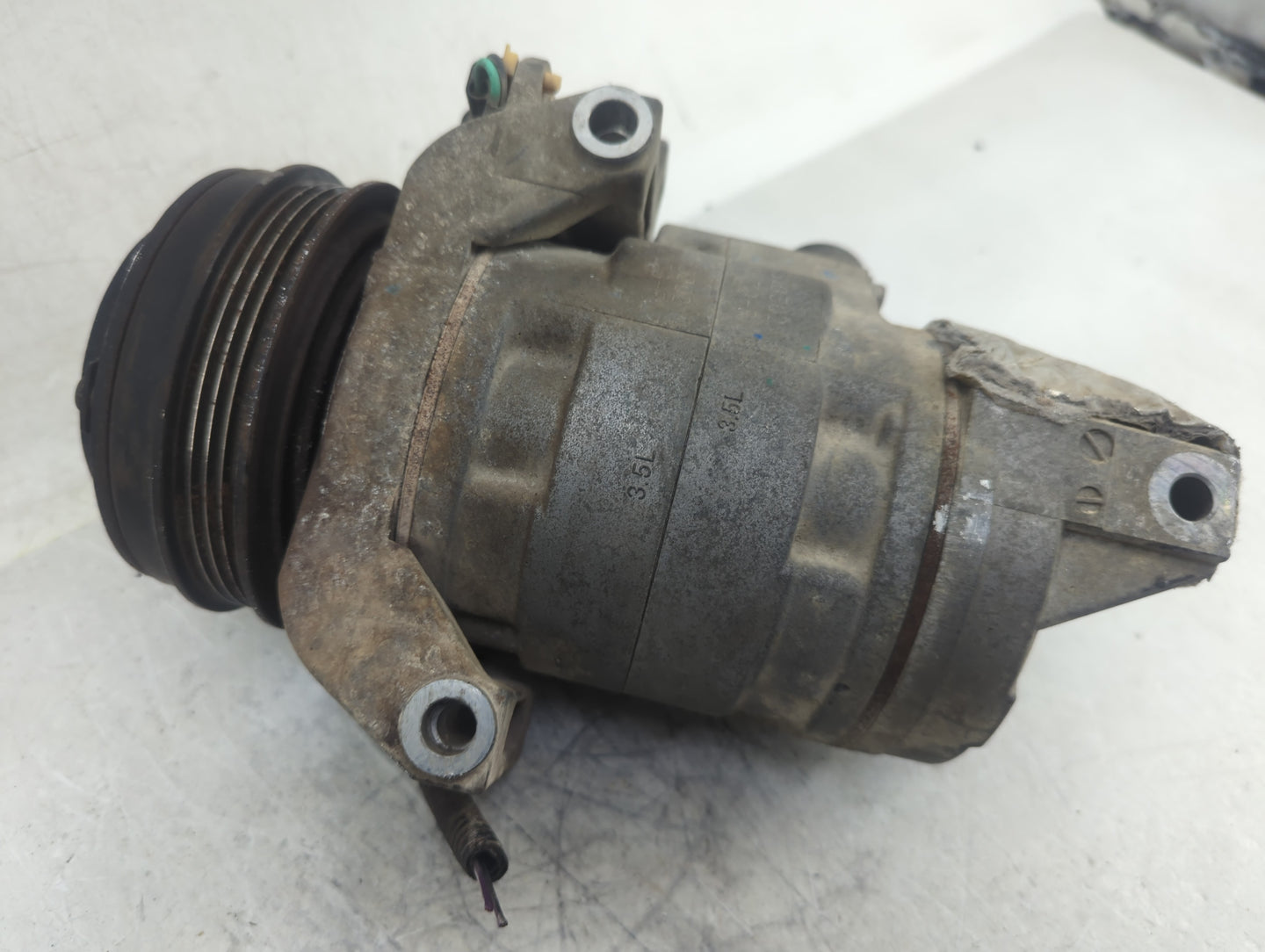 2015-2016 Ford F-150 Air Conditioning A/c Ac Compressor Oem - Oemusedautoparts1.com