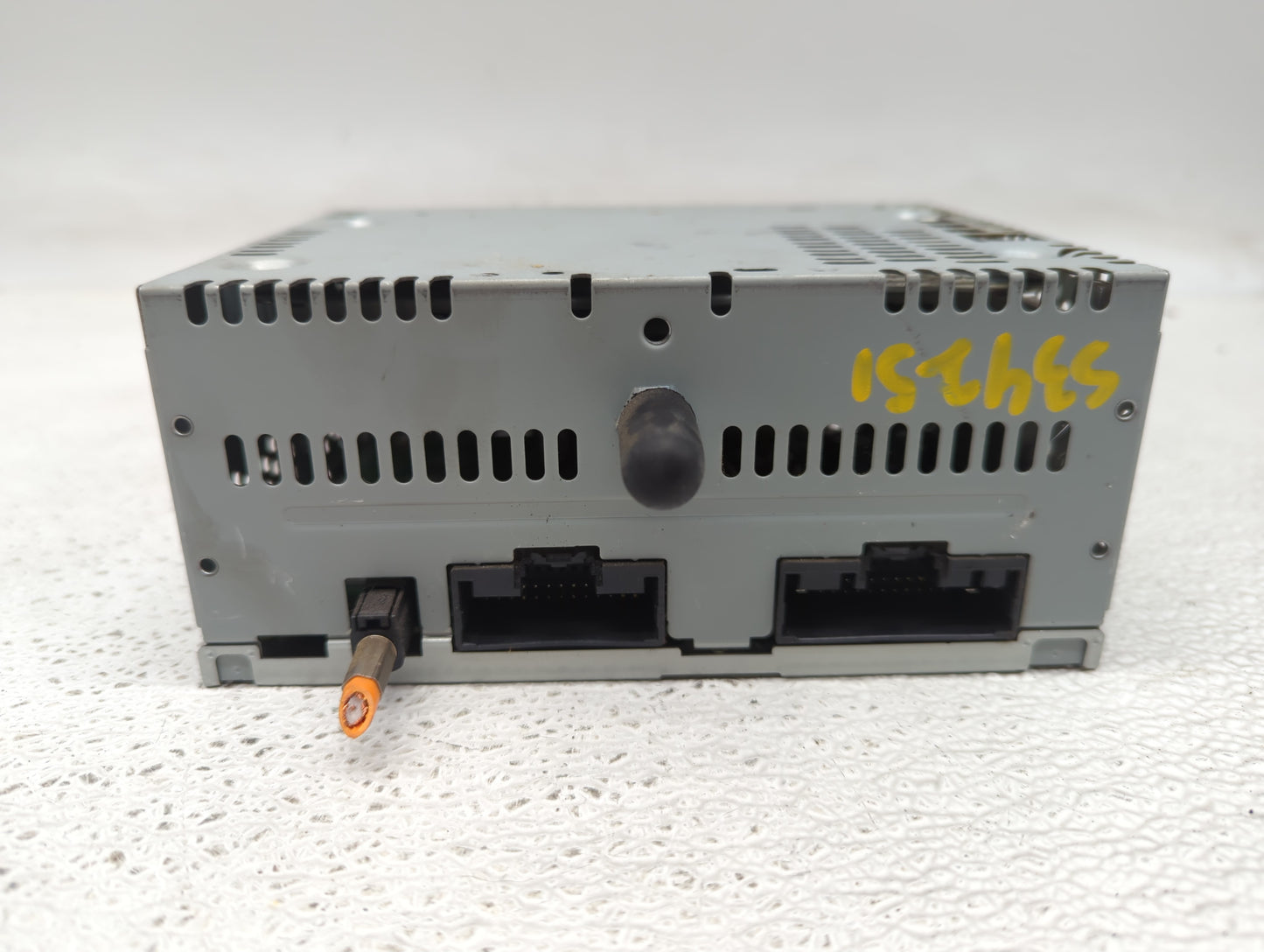 2016-2017 Ford F-150 Radio AM FM Cd Player Receiver Replacement P/N:GL3T-19C107-AA Fits Fits 2016 2017 OEM Used Auto Parts -