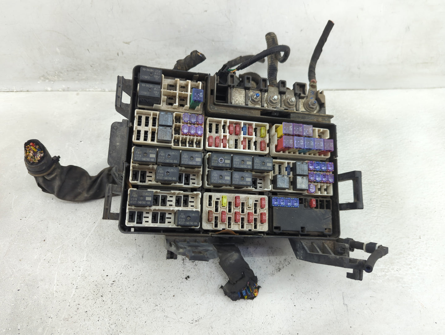 2016 Ford F-150 Fusebox Fuse Box Panel Relay Module P/N:GL3T-12A581ACB Fits OEM Used Auto Parts - Oemusedautoparts1.com