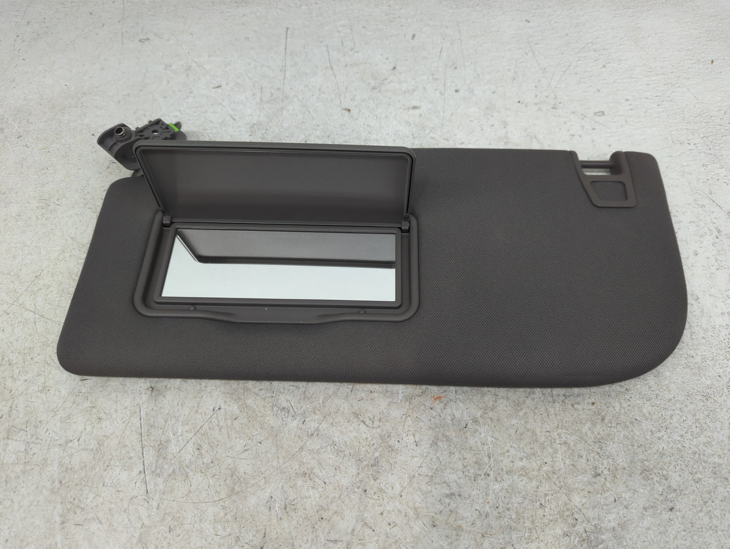 2015-2017 Ford F-150 Sun Visor Shade Replacement Driver Left Mirror Fits Fits 2015 2016 2017 OEM Used Auto Parts - Oemusedau