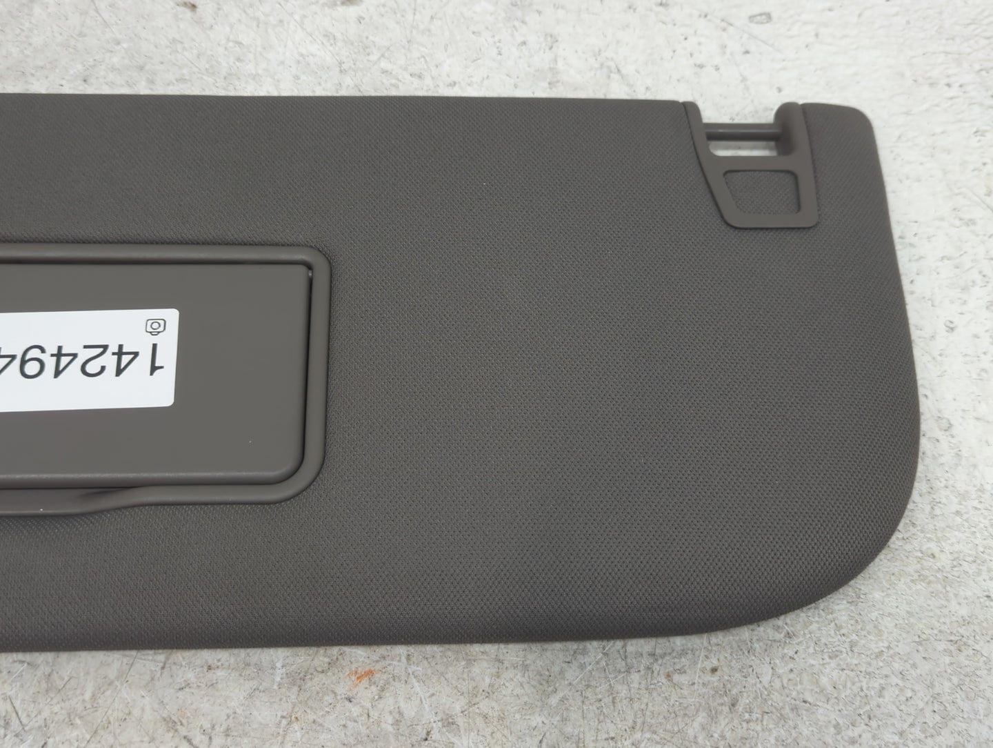 2015-2017 Ford F-150 Sun Visor Shade Replacement Driver Left Mirror Fits Fits 2015 2016 2017 OEM Used Auto Parts - Oemusedau