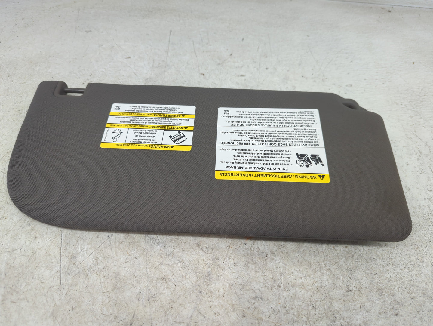 2015-2017 Ford F-150 Sun Visor Shade Replacement Driver Left Mirror Fits Fits 2015 2016 2017 OEM Used Auto Parts - Oemusedau