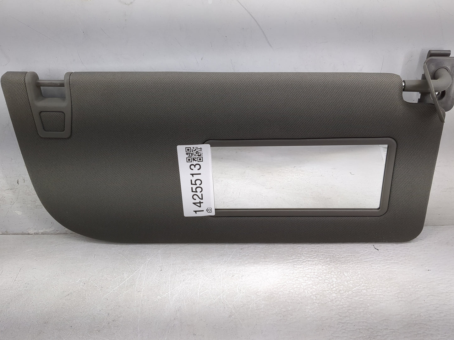 2015-2017 Ford F-150 Sun Visor Shade Replacement Passenger Right Mirror Fits Fits 2015 2016 2017 OEM Used Auto Parts - Oemus