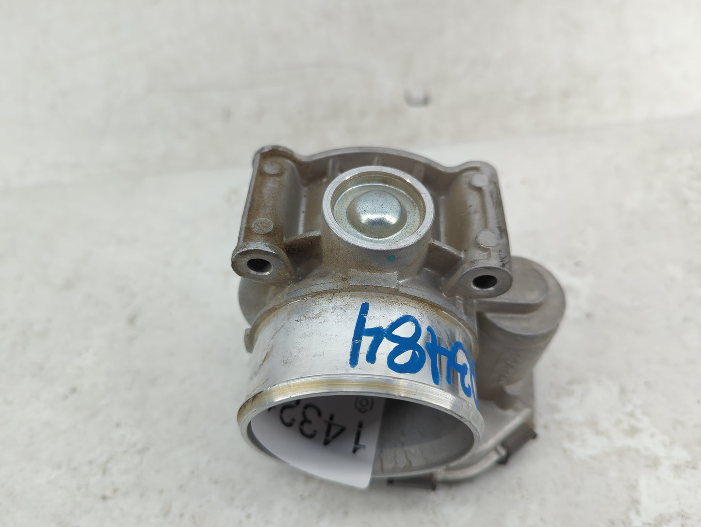 2015-2017 Ford F-150 Throttle Body Fits Fits 2015 2016 2017 2018 2019 2020 OEM Used Auto Parts - Oemusedautoparts1.com
