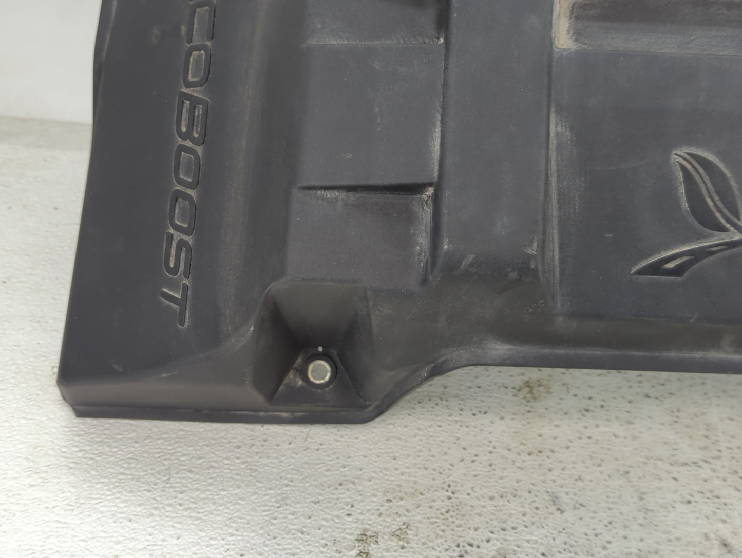 2016 Ford F-150 Engine Cover - Oemusedautoparts1.com