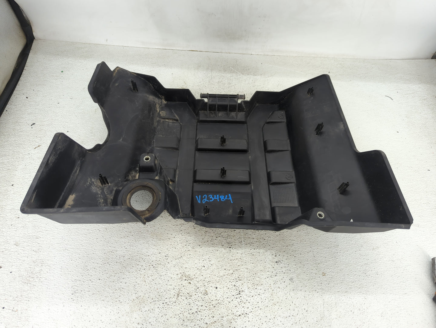 2016 Ford F-150 Engine Cover - Oemusedautoparts1.com