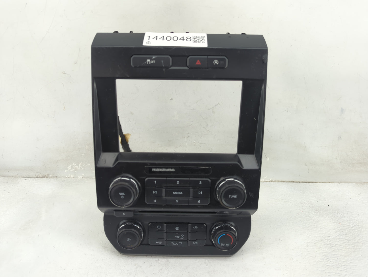 2016-2016 Ford F-150 Radio Control Panel - Oemusedautoparts1.com