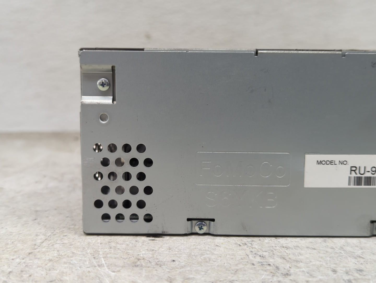 2015-2016 Ford F-150 Radio AM FM Cd Player Receiver Replacement P/N:RU-9463P-A FL3T-18D832-BG Fits Fits 2015 2016 OEM Used A
