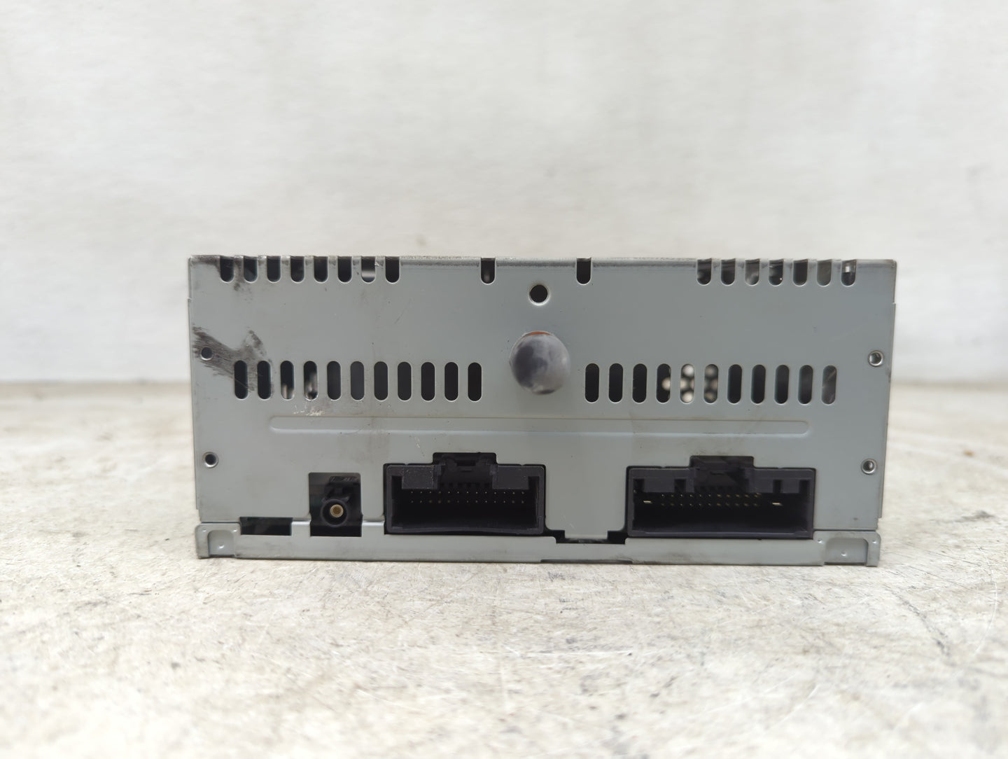 2015-2016 Ford F-150 Radio AM FM Cd Player Receiver Replacement P/N:RU-9463P-A FL3T-18D832-BG Fits Fits 2015 2016 OEM Used A
