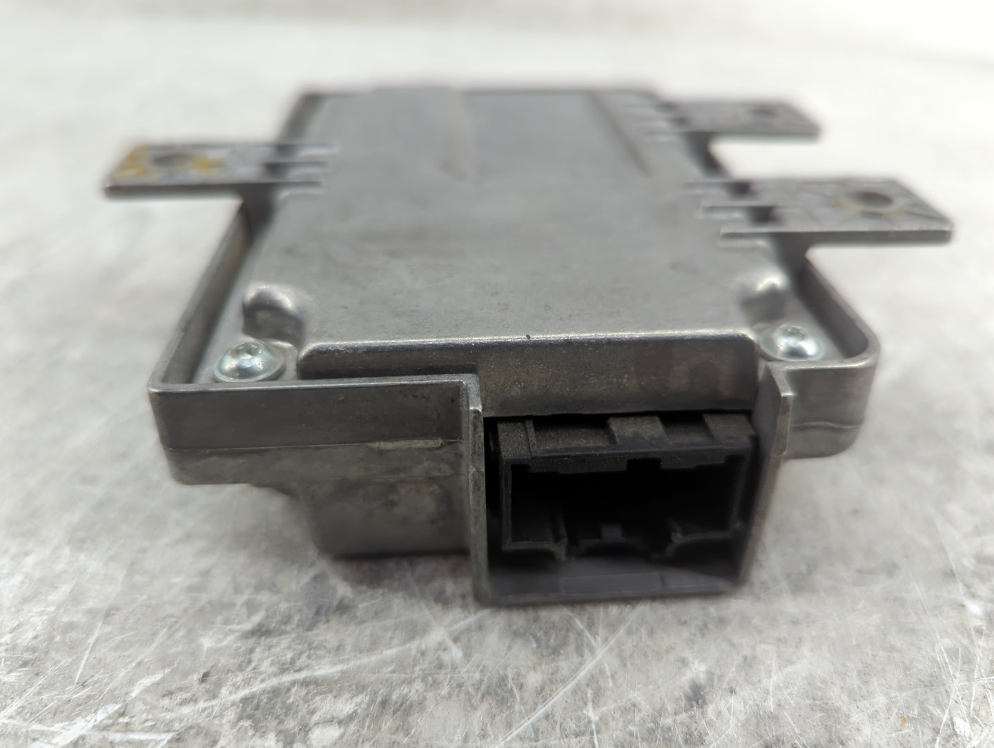 2016-2017 Ford F-150 Driver Assist Control Module Gl3t-19h423-bc - Oemusedautoparts1.com