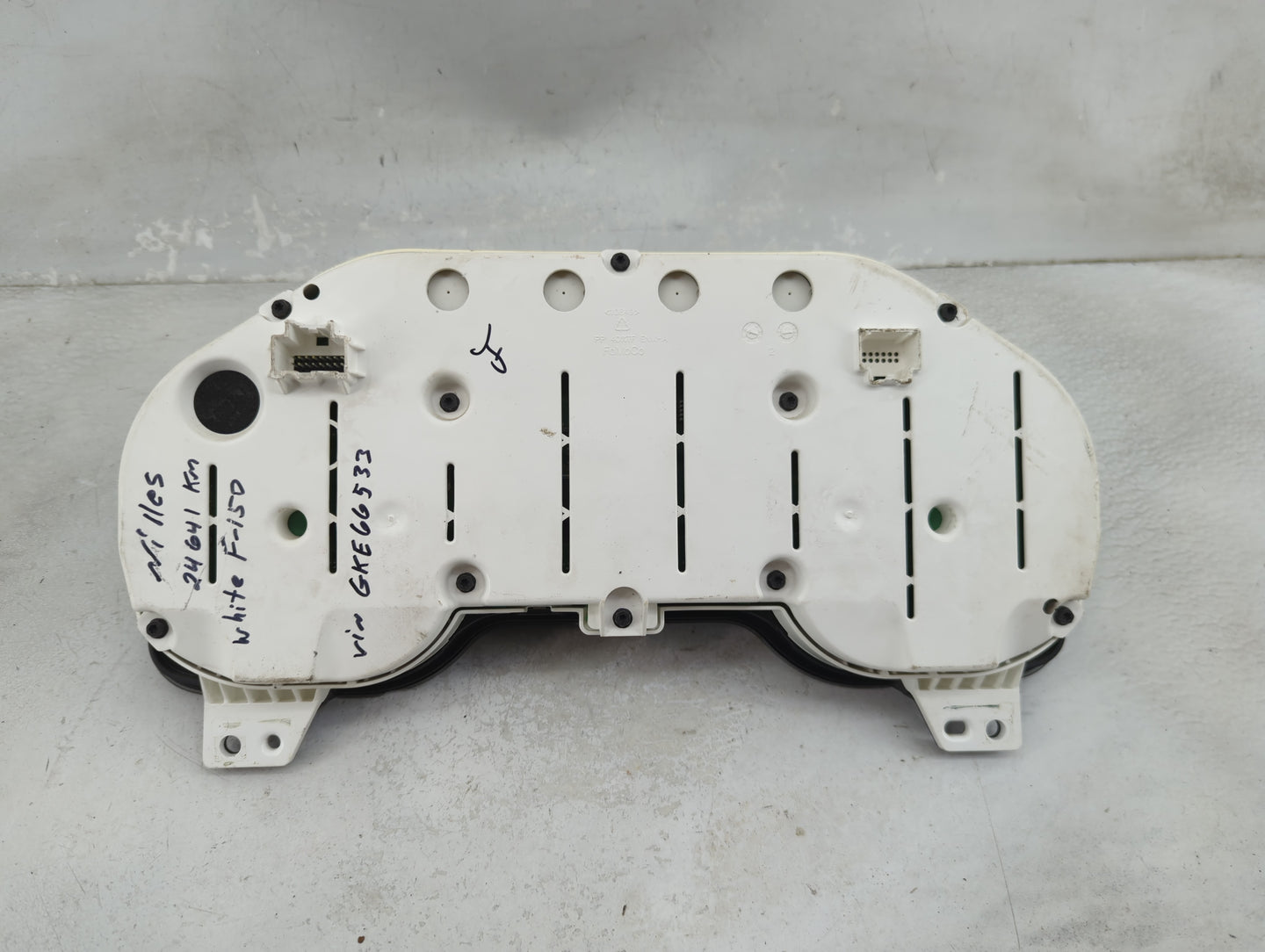 2016 Ford F-150 Instrument Cluster Speedometer Gauges P/N:GL3T-10849-BVF P552 2016 Miles: Fits OEM Used Auto Parts - Oemused