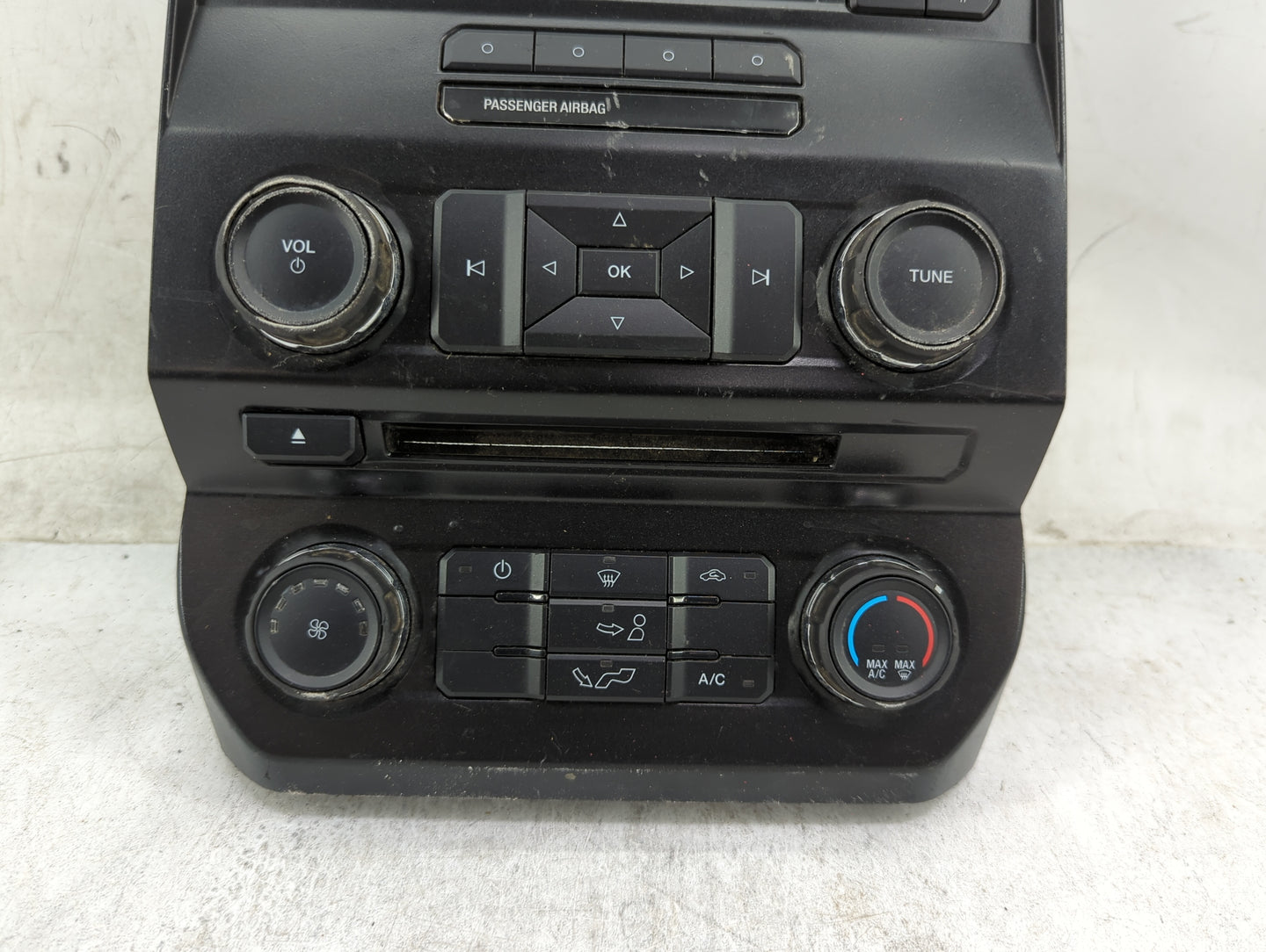 2016-2016 Ford F-150 Radio Control Panel - Oemusedautoparts1.com