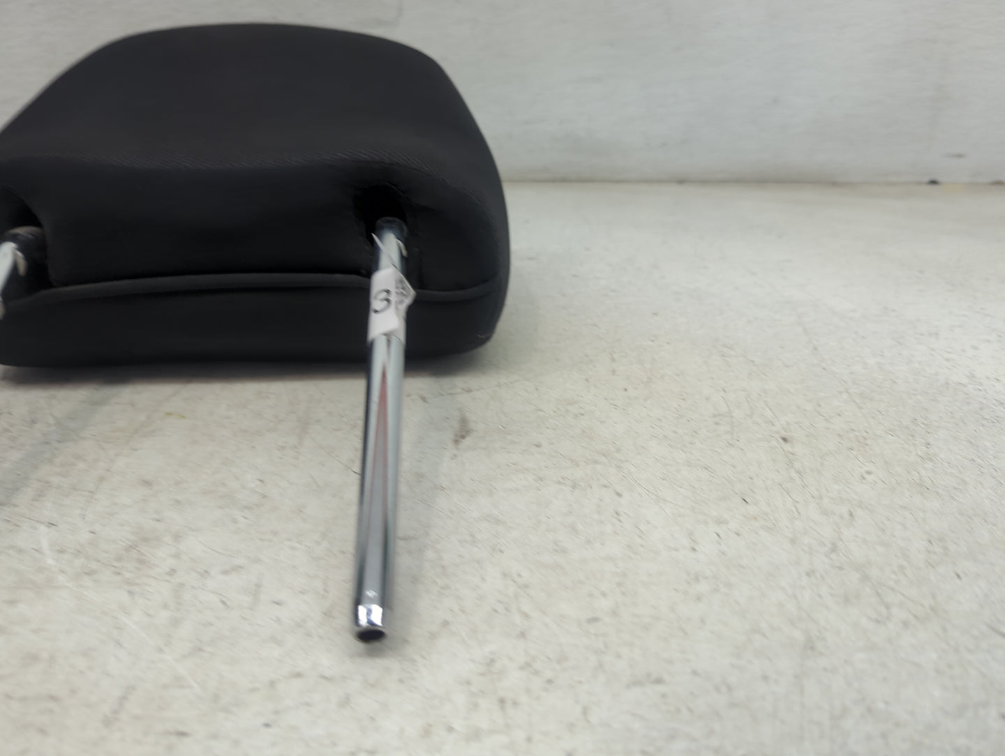 2016 Ford F-150 Headrest Head Rest Front Driver Passenger Seat Fits OEM Used Auto Parts - Oemusedautoparts1.com