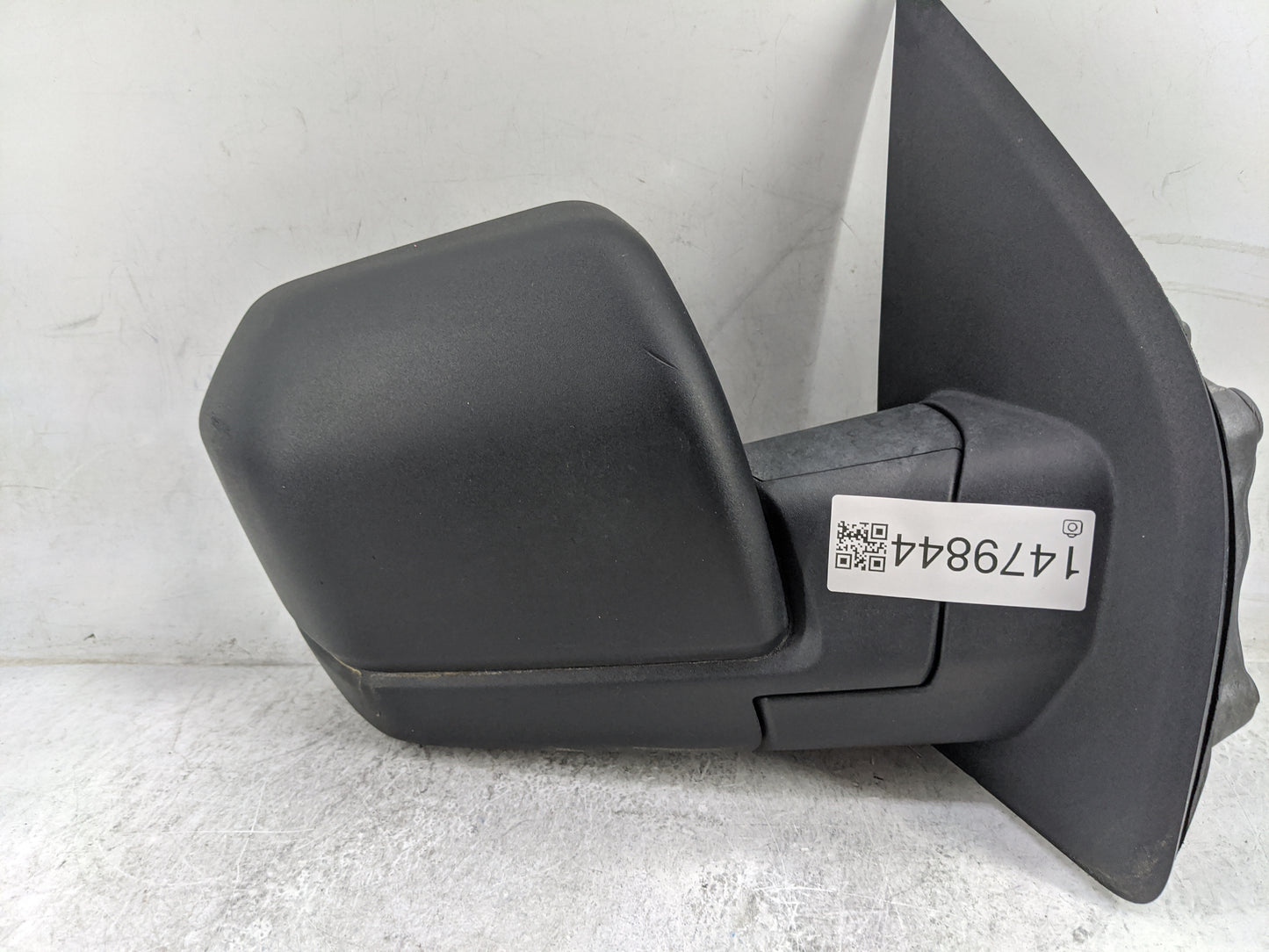 2015-2018 Ford F-150 Passenger Side View Mirror - Right Door Mirror OEM Used - Oemusedautoparts1.com