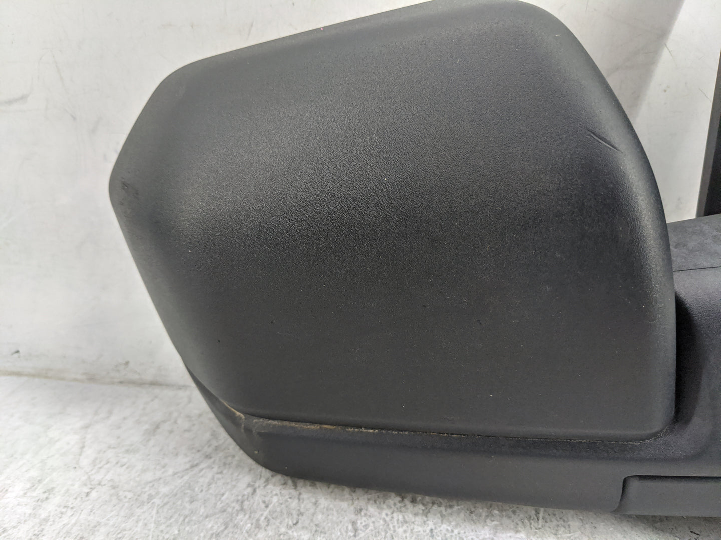 2015-2018 Ford F-150 Passenger Side View Mirror - Right Door Mirror OEM Used - Oemusedautoparts1.com