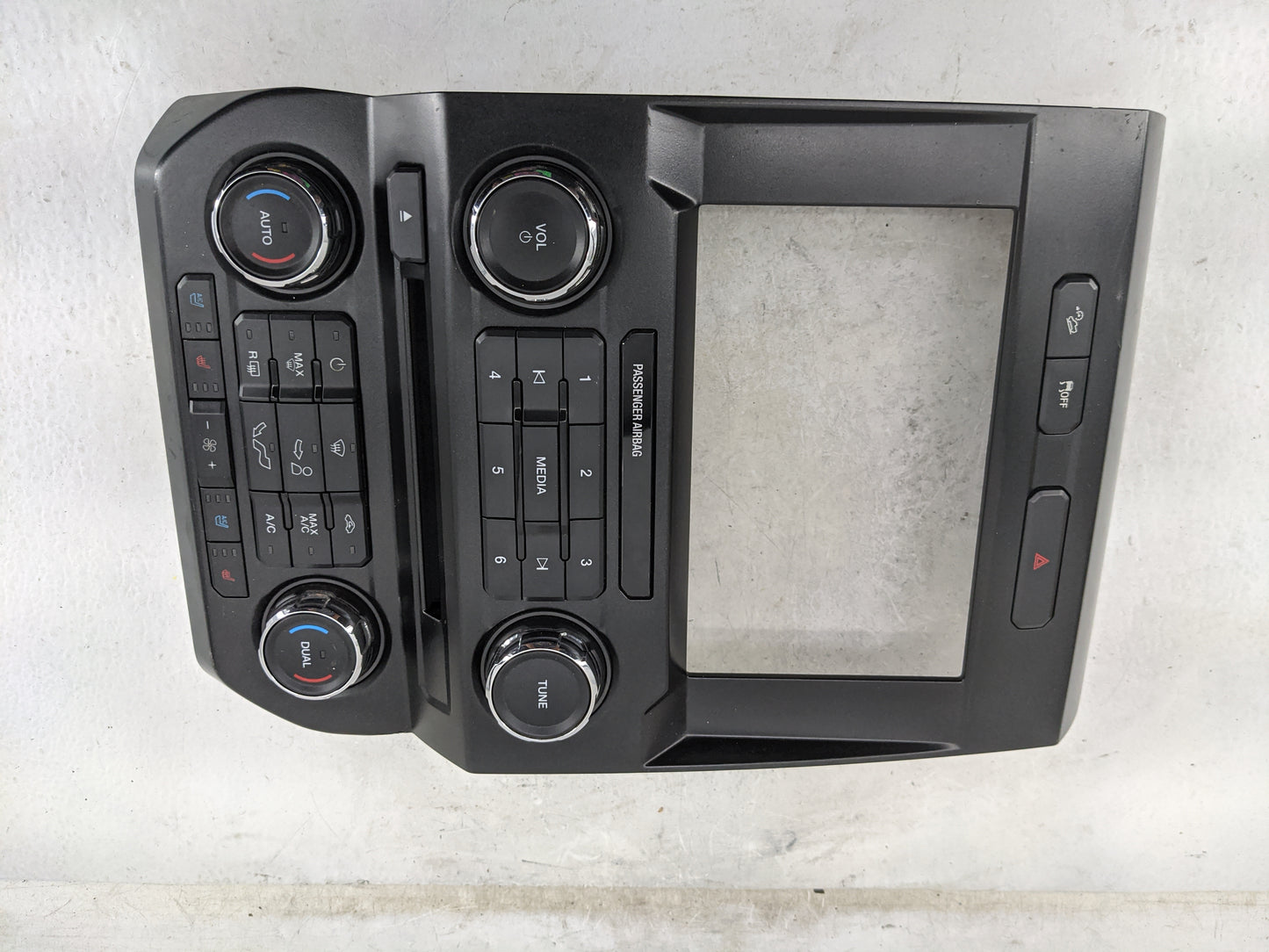 2016-2016 Ford F-150 Radio Control Panel 1483042 - Oemusedautoparts1.com