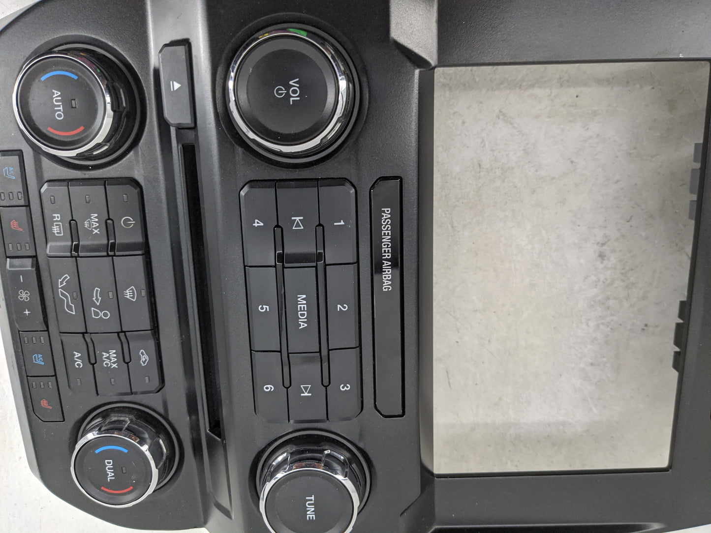2016-2016 Ford F-150 Radio Control Panel 1483042 - Oemusedautoparts1.com