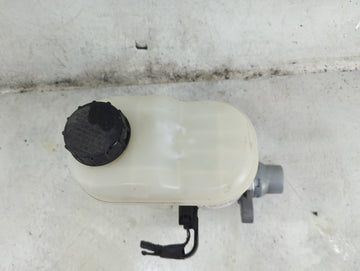 2015-2017 Ford F-150 Brake Master Cylinder 1492274