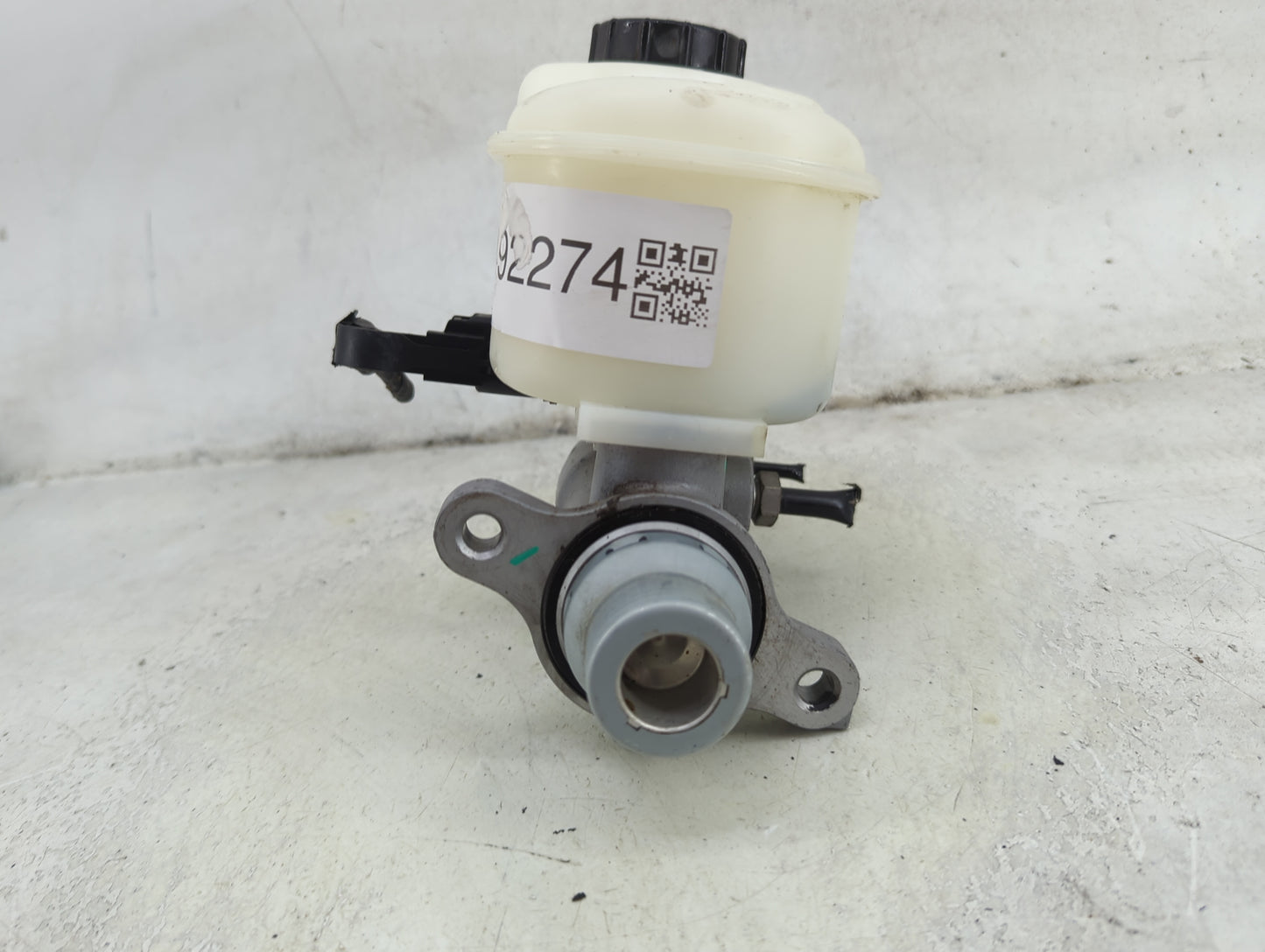2015-2017 Ford F-150 Brake Master Cylinder 1492274 - Oemusedautoparts1.com