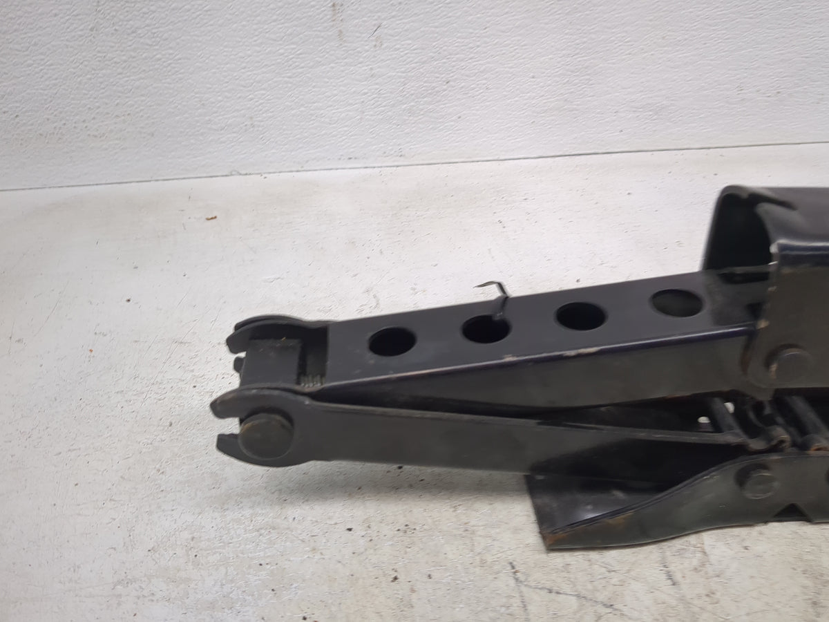2016 Ford F-150 Spare Scissor Car Jack Black - Oemusedautoparts1.com