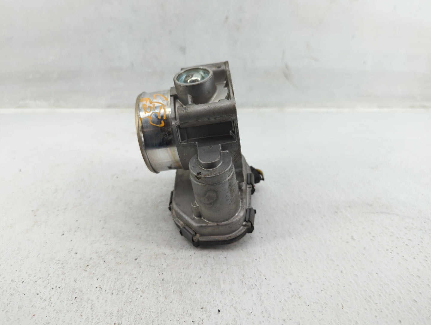 2015-2017 Ford F-150 Throttle Body P/N:GB8E 9F991-BC Fits Fits 2015 2016 2017 2018 2019 2020 OEM Used Auto Parts - Oemusedau