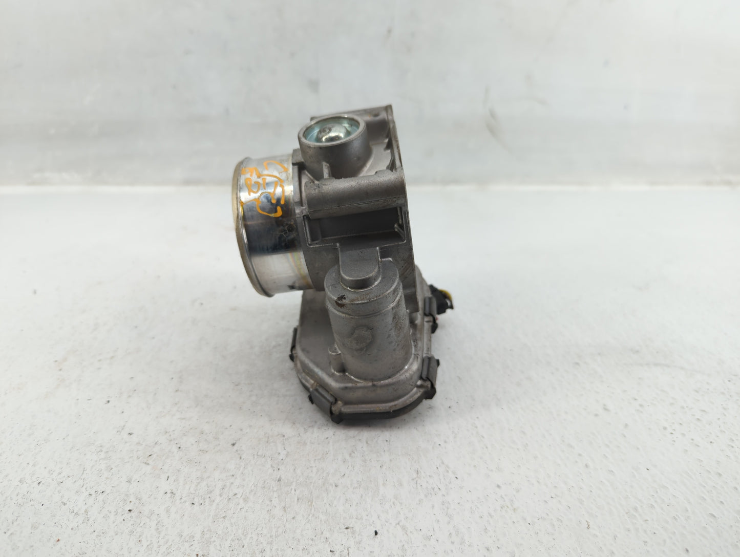 2015-2017 Ford F-150 Throttle Body P/N:GB8E 9F991-BC Fits Fits 2015 2016 2017 2018 2019 2020 OEM Used Auto Parts - Oemusedau