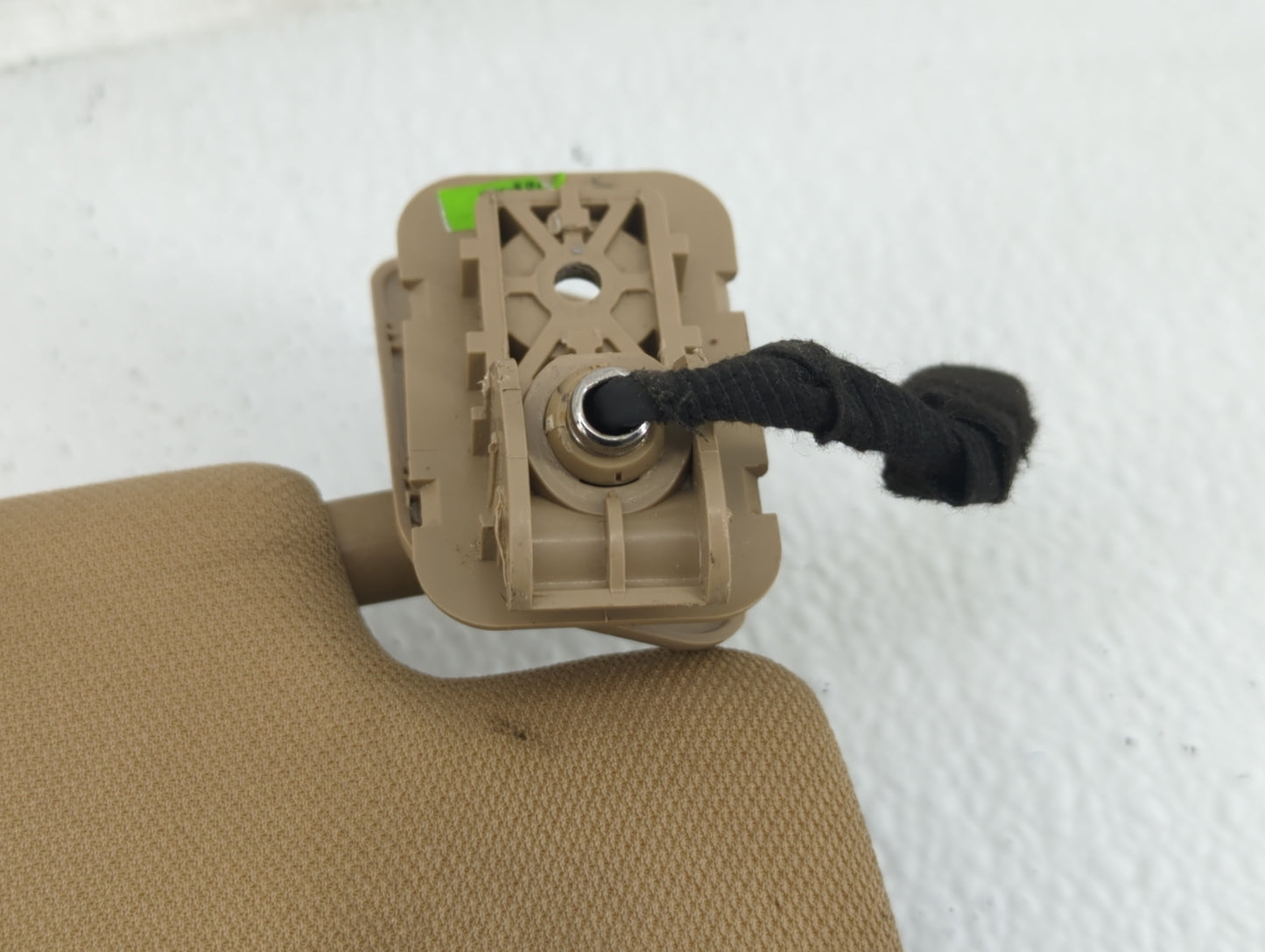 2015-2017 Ford F-150 Sun Visor Shade Replacement Passenger Right Mirror Fits Fits 2015 2016 2017 OEM Used Auto Parts - Oemus