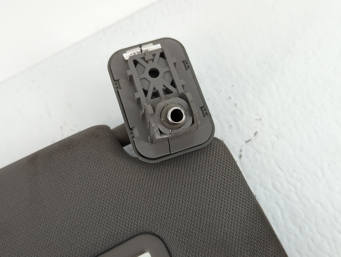 2015-2017 Ford F-150 Sun Visor Shade Replacement Passenger Right Mirror Fits Fits 2015 2016 2017 OEM Used Auto Parts - Oemus