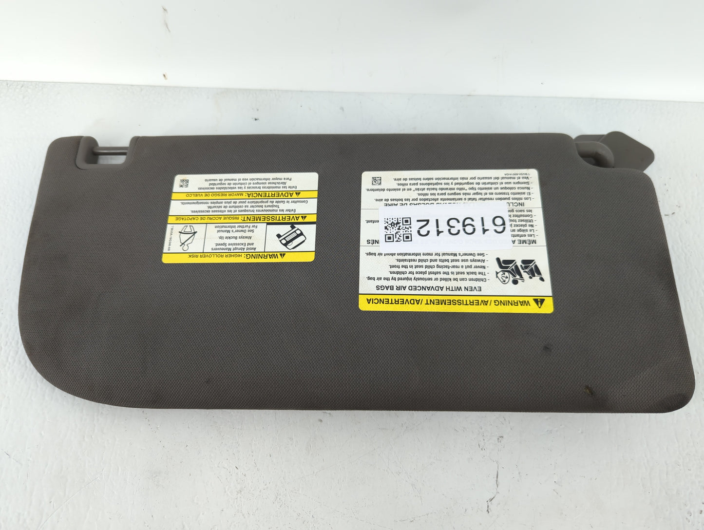 2015-2017 Ford F-150 Sun Visor Shade Replacement Passenger Right Mirror Fits Fits 2015 2016 2017 OEM Used Auto Parts - Oemus