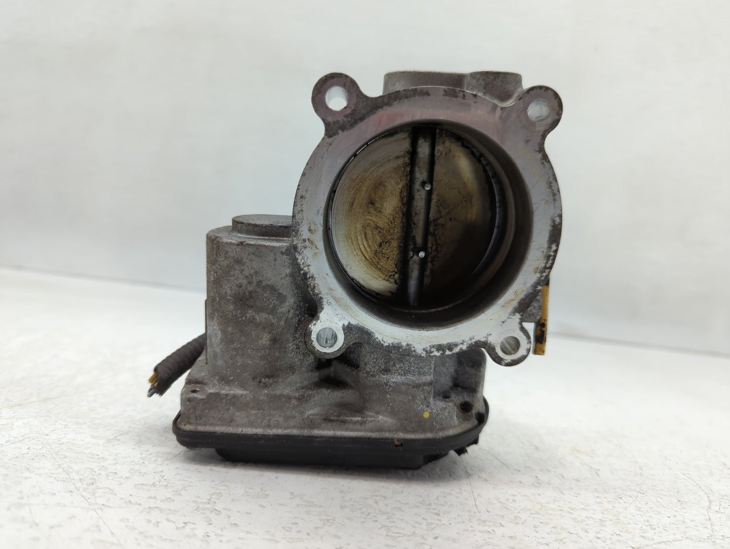 2011-2017 Ford F-150 Throttle Body P/N:153104005513 Fits Fits 2011 2012 2013 2014 2015 2016 2017 2018 2019 OEM Used Auto Par