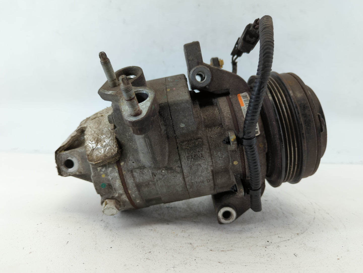 2015-2016 Ford F-150 Air Conditioning A/c Ac Compressor Oem - Oemusedautoparts1.com