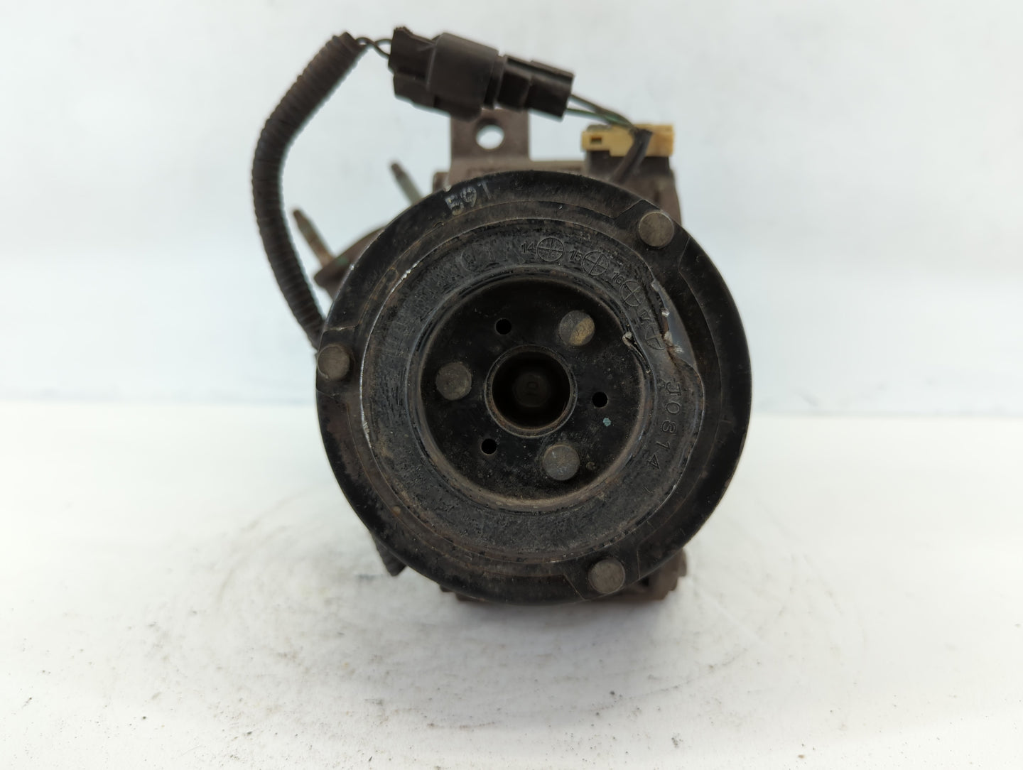 2015-2016 Ford F-150 Air Conditioning A/c Ac Compressor Oem - Oemusedautoparts1.com