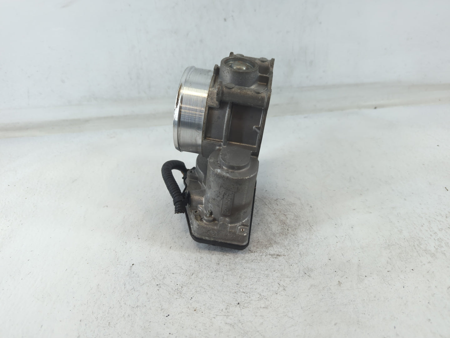 2011-2016 Ford F-150 Throttle Body P/N:BL3E-9F991-AH BL3E-AH Fits Fits 2011 2012 2013 2014 2015 2016 2017 2018 2019 OEM Used
