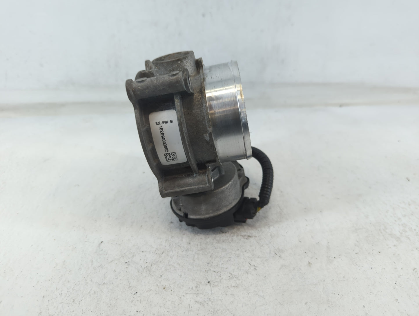2011-2016 Ford F-150 Throttle Body P/N:BL3E-9F991-AH BL3E-AH Fits Fits 2011 2012 2013 2014 2015 2016 2017 2018 2019 OEM Used