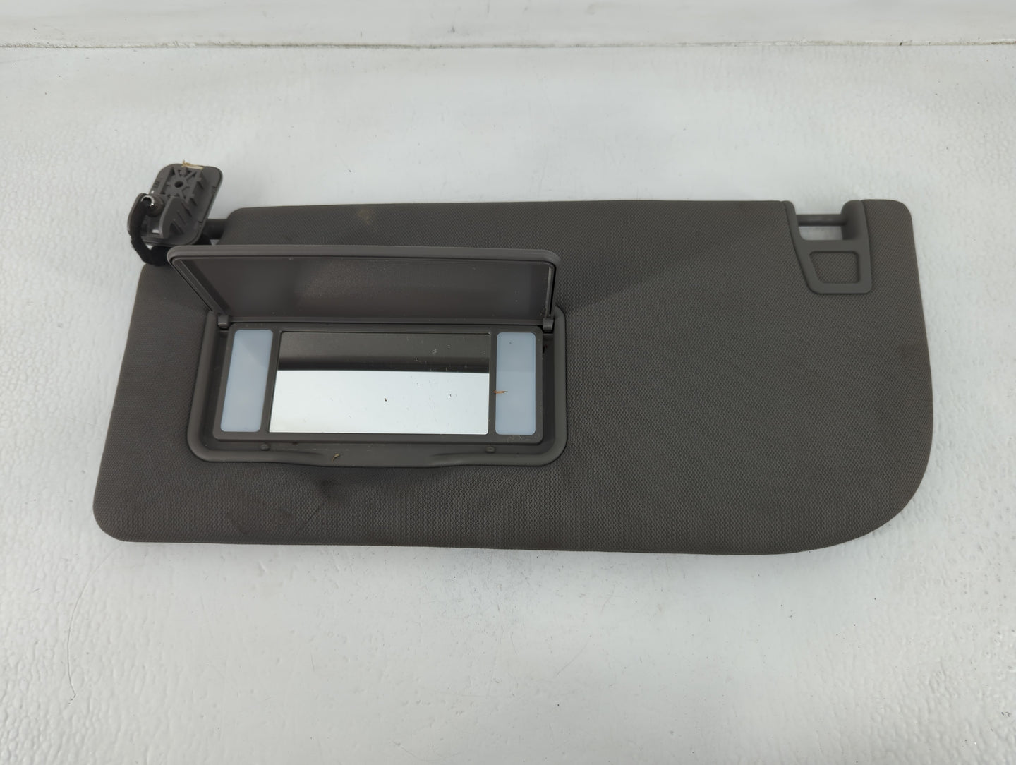2015-2017 Ford F-150 Sun Visor Shade Replacement Driver Left Mirror Fits Fits 2015 2016 2017 OEM Used Auto Parts - Oemusedau