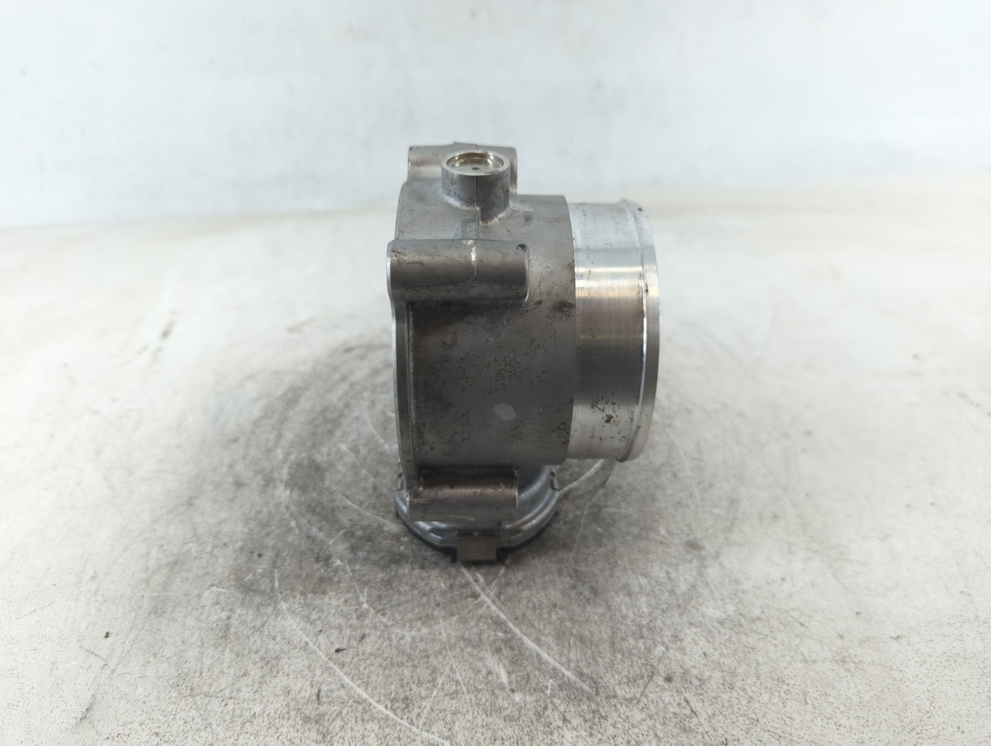 2015-2017 Ford F-150 Throttle Body P/N:FR3E-9F991-AA Fits Fits 2015 2016 2017 2018 2019 OEM Used Auto Parts - Oemusedautopar